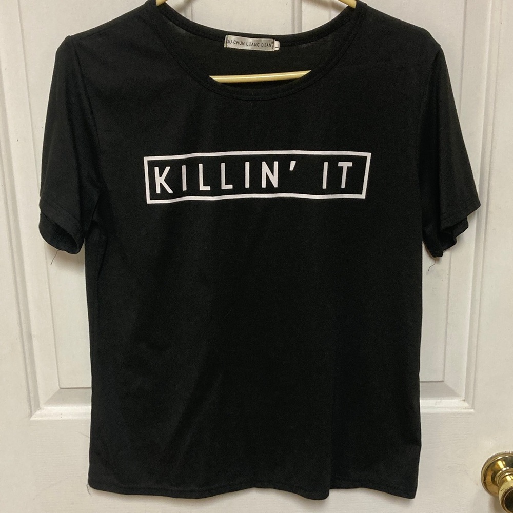 3/$20 bundle and save 
Black 'Killin' It' Graphic T-Shirt